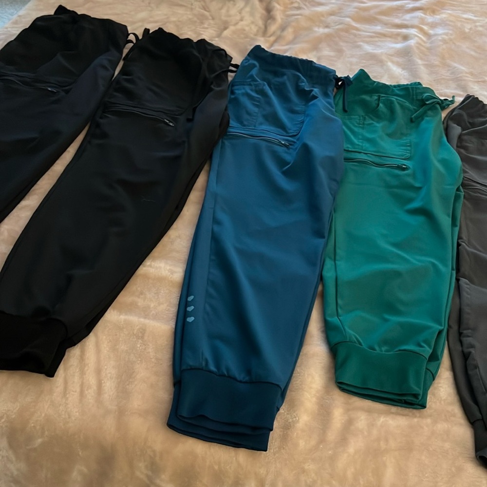 Scrub pants
